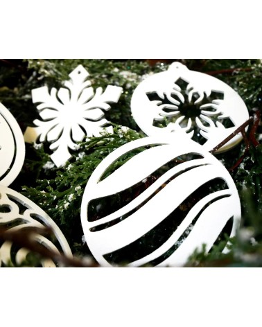 Sapin en métal et boules assorties | Décoration de Noël design