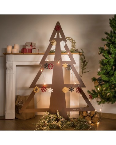 Sapin en métal et boules assorties | Décoration de Noël design