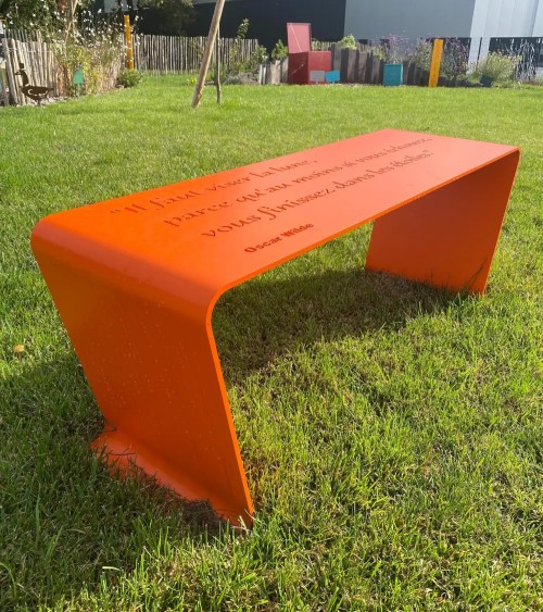 Banc design en métal personnalisé - Urbansteel - IDfer