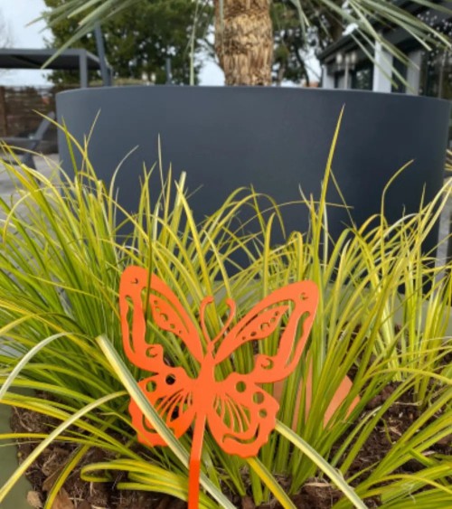 Papillon Beautiful en métal à planter - Décoration de jardin - IDfer Papillon Beautiful en métal à planter - Décoration de jardin - IDfer