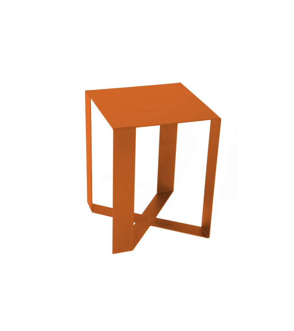 Tabouret haut de gamme en métal design - T-Steel - IDfer Tabouret haut de gamme en métal design - T-Steel - IDfer