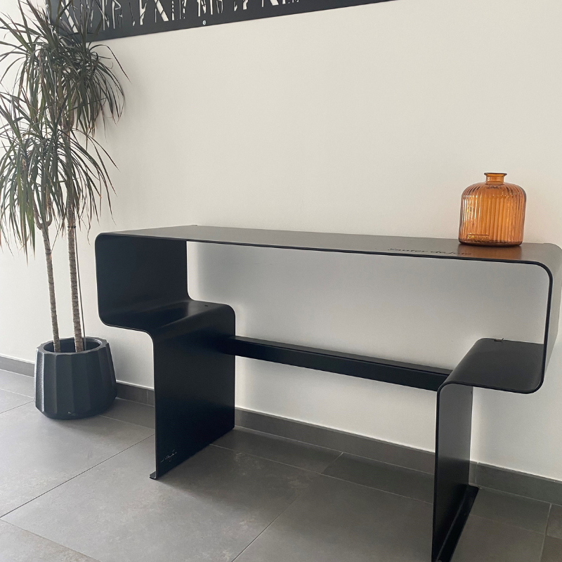 869.jpg Console P-Steel
