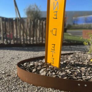 2477.jpg Bordures de jardin en corten