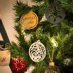 Boules de Noël design en métal Boules de Noël design en métal
