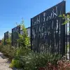 Aménagement extérieur en métal
